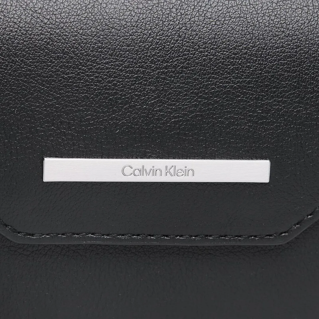 Aily Dressed Crossbody W/Flap