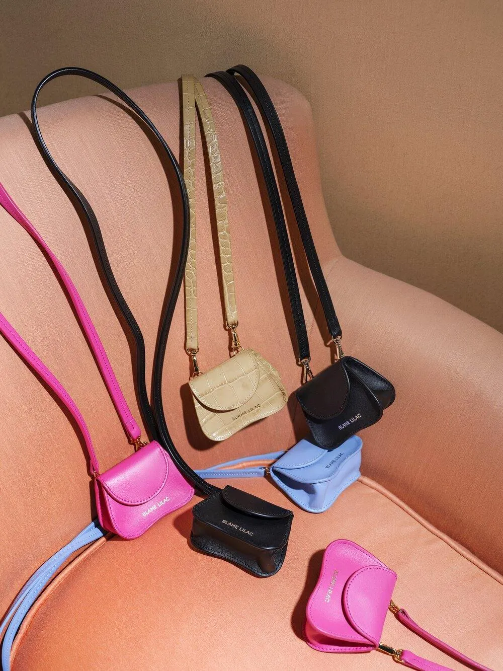 AMORSITO MINI BAG BUBBLE GUM