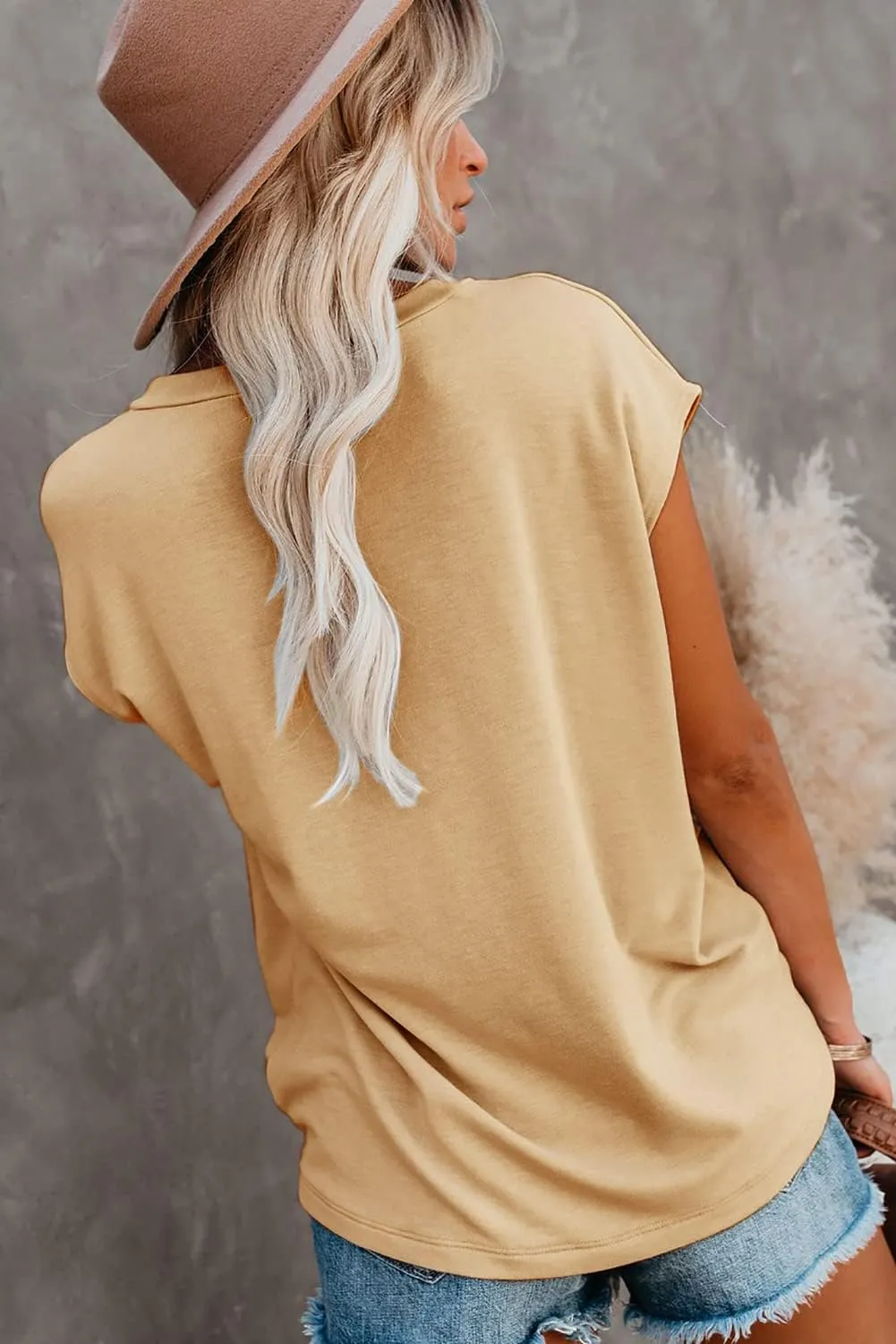ANCAPELION Women’s Casual Summer Shirt Short Sleeve Round Neck T-Shirt Basic Tee Tunic Top Fit Loose with Pocket