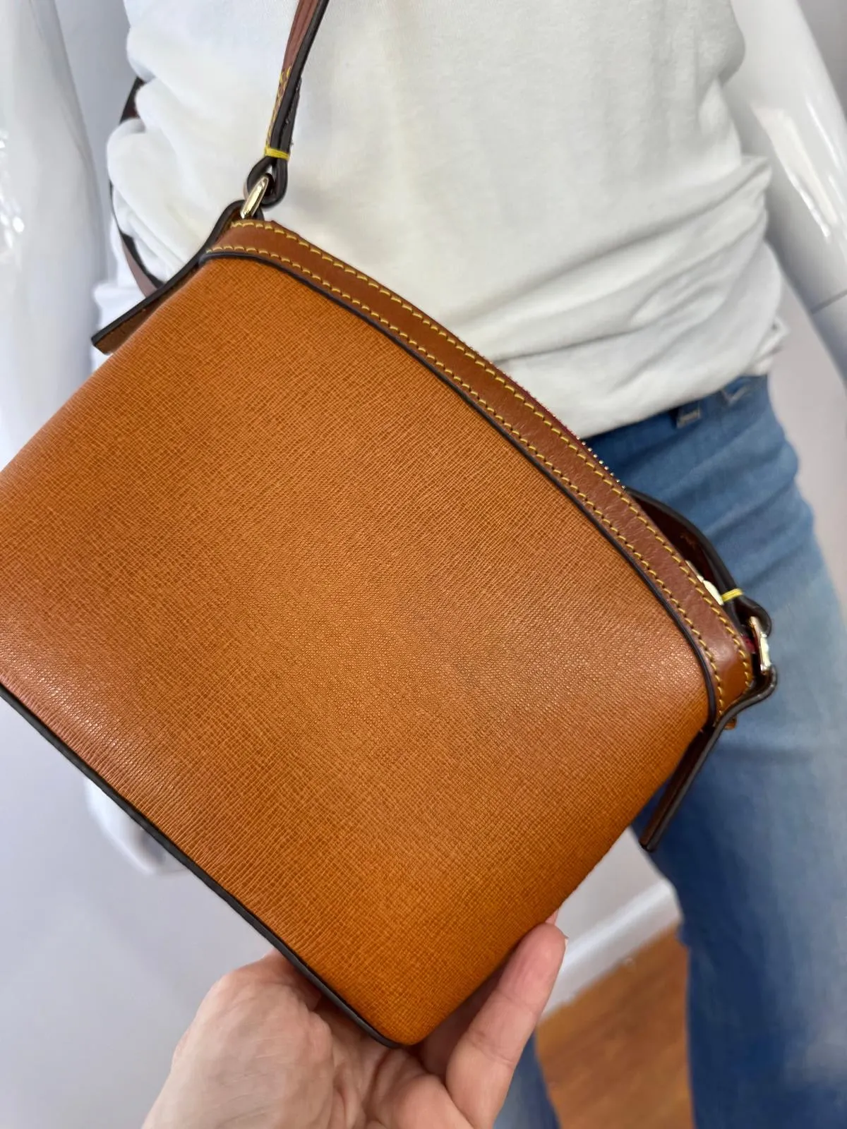DOONEY & BOURKE SAFFIANO LEATHER CAMDEN DOMED CROSSBODY