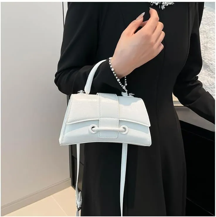 Edgy Sweetheart Shoulder Bag Sling bag Glossy Leather Quality Crossbody Bag Stylish Women Bag Simple and Graceful for Women