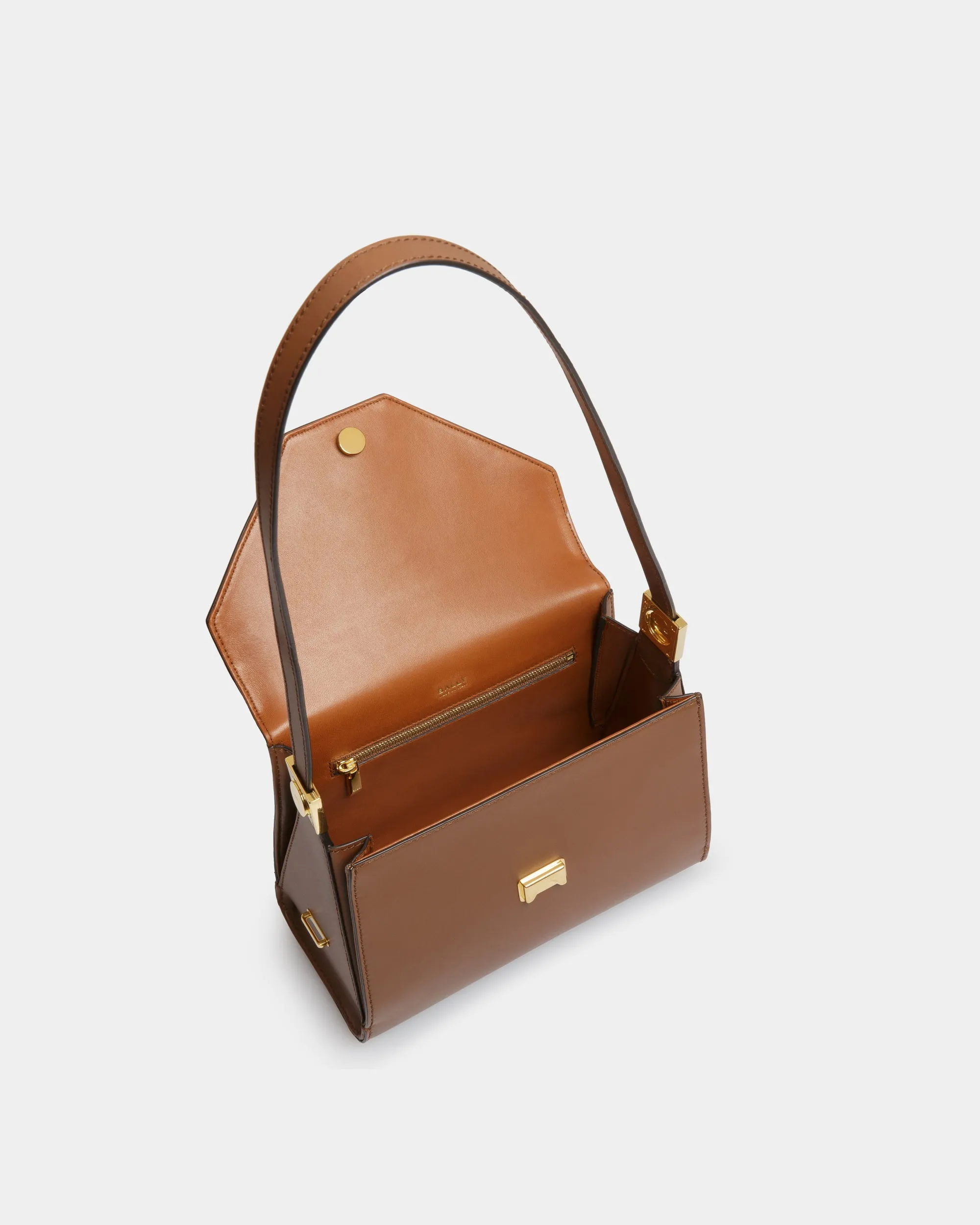 Emblem Trapeze M - Shoulder Bag