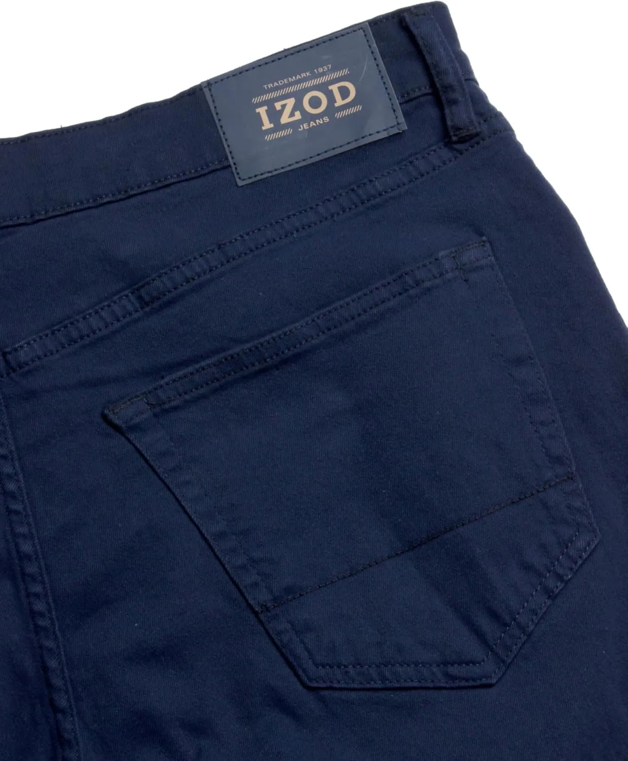 IZOD Men's Relaxed Fit Jeans - Classic 5-Pocket Comfort Stretch Denim - Straight Leg Casual Work Pants for Men