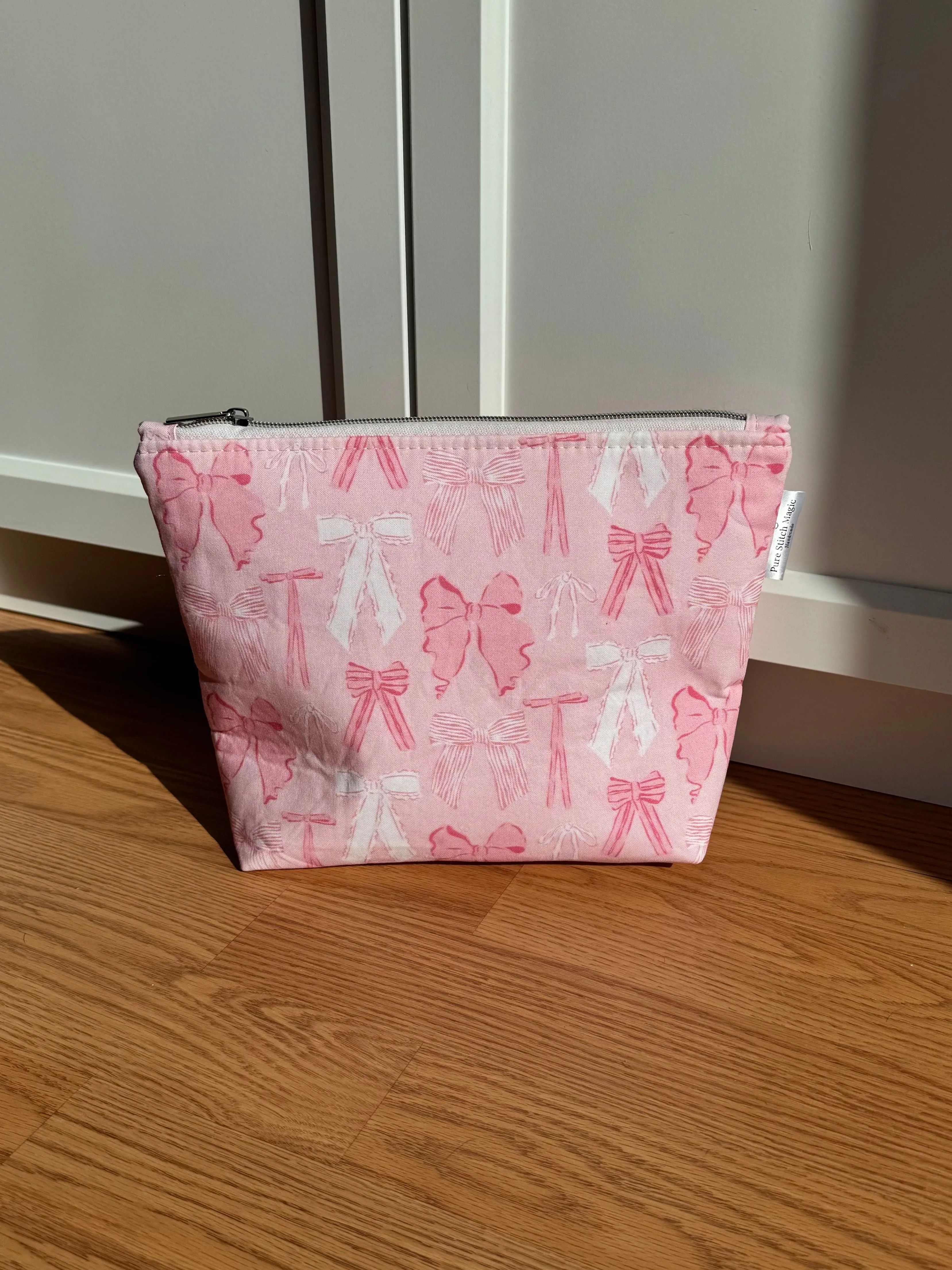 Large Pink Bow Cosmetic Zipper Bag