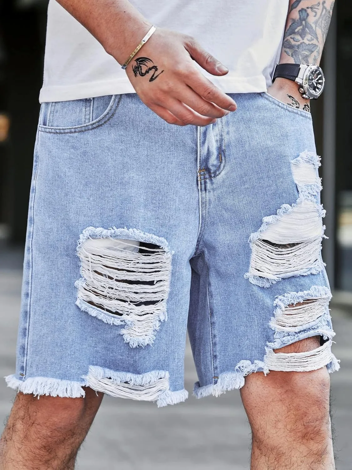 WDIRARA Men's Ripped Denim Shorts Straight Leg Raw Hem Frayed Distressed Jean Shorts Pants