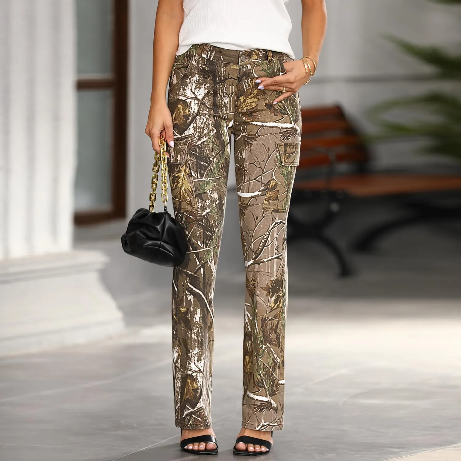 Women Camo Print Bootcut Jeans Mid Waisted Camouflage Cargo Slim Stretch Flare Denim Pant with Flap Pockets