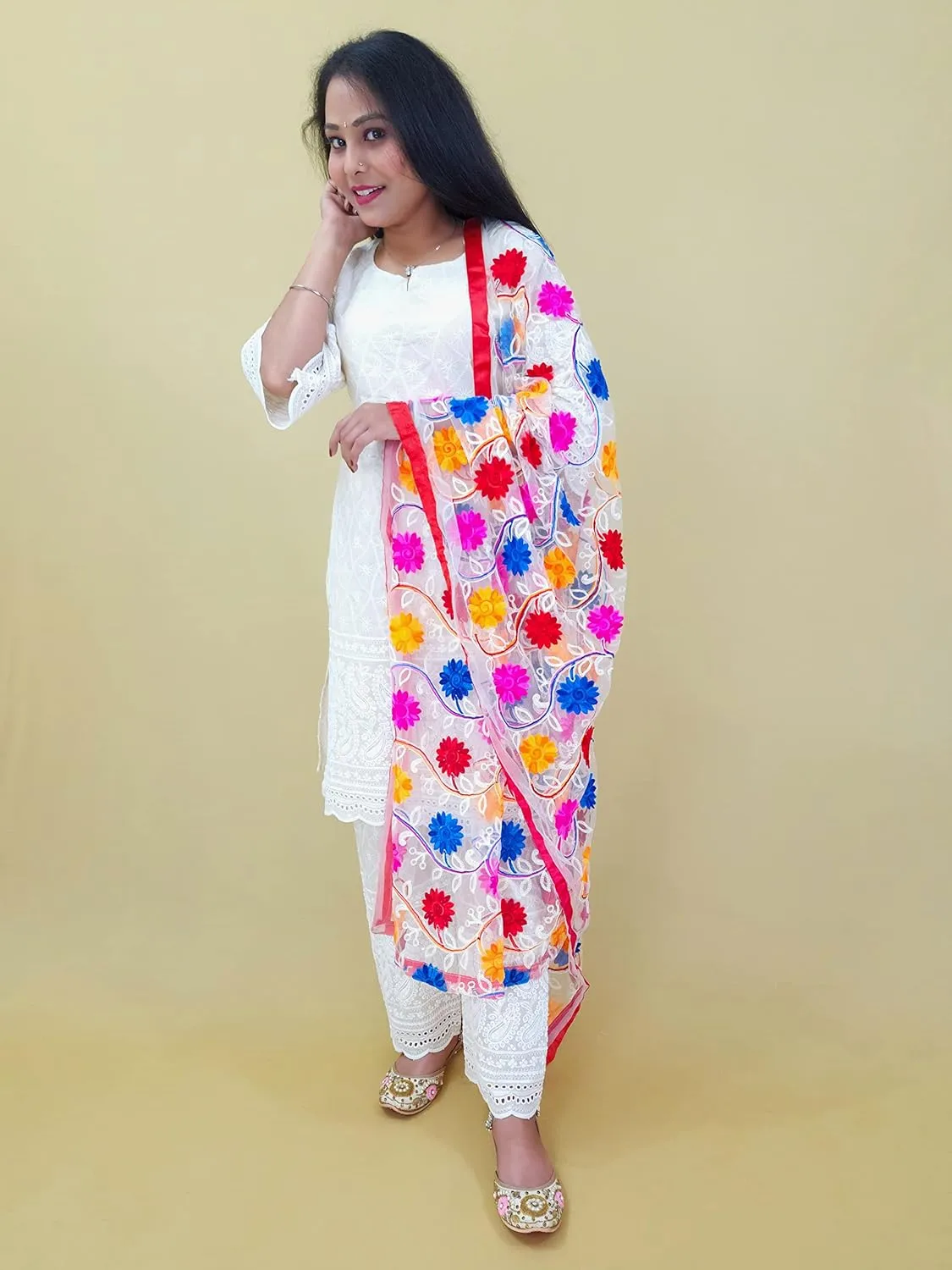 Women's Bergenia Gold Genuine Soft Leather Embroidered Jutis | Bite and Pinch Free Jutti | Punjabi Formal Juttis | Girl's Wedding Flat Ladies Mojari | Formal Ethnic Juti |