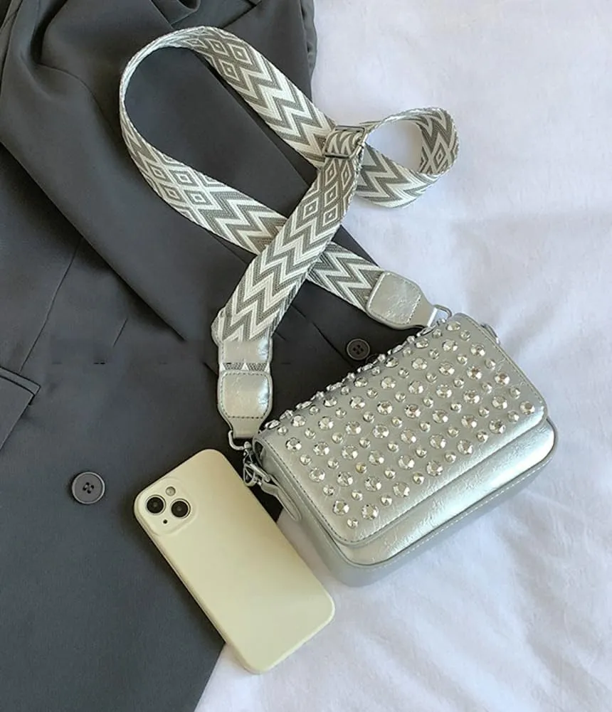 Y2k Crescent Crossbody Purse Women 90s Studded PU Leather Shoulder Satchels Hobo Bags Trendy Punk Underarm Tote Handbag